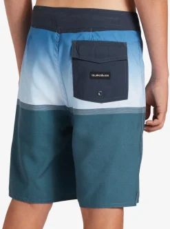 Boys Quiksilver Shorts|Boys 8-16 Everyday Division 17