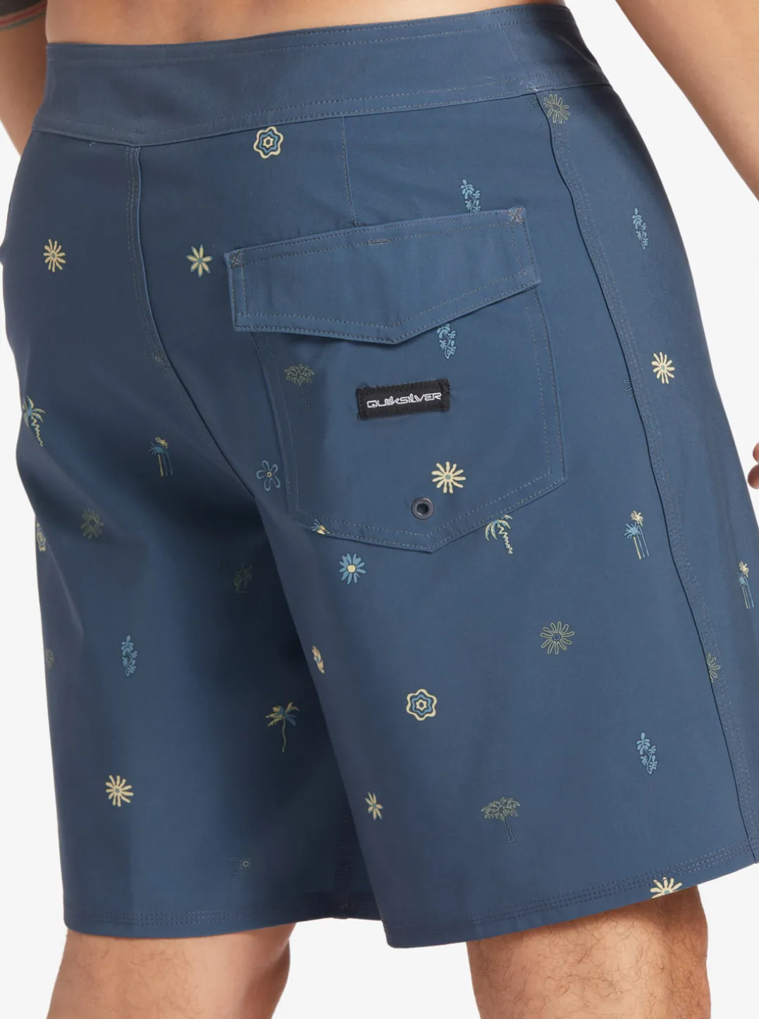 Mens Quiksilver Boardshorts|Surfsilk 69 18" Boardshorts