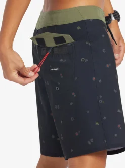Mens Quiksilver Boardshorts|Surfsilk 69 18
