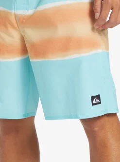 Mens Quiksilver Boardshorts|Surfsilk Air Brush 19