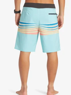 Mens Quiksilver Boardshorts|Surfsilk Air Brush 19