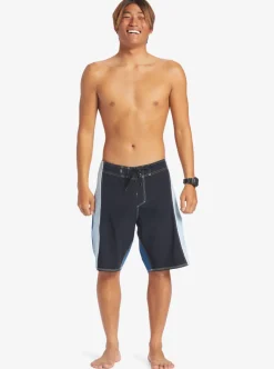 Mens Quiksilver Shorts & Amphibians|Surfsilk Flight 20 20
