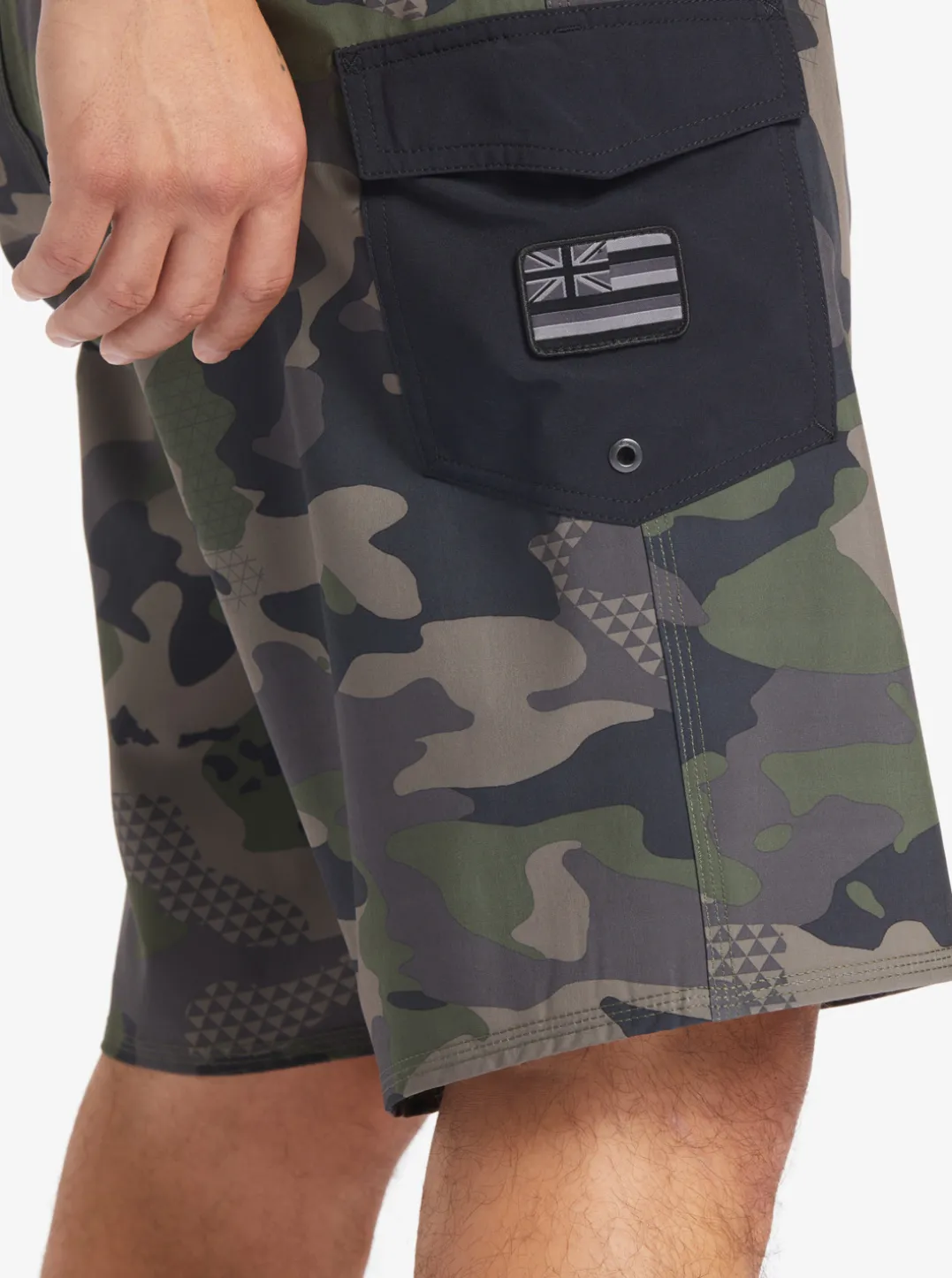 Mens Quiksilver Shorts & Amphibians|Surfsilk Hawaii Camo 21 21" Boardshorts