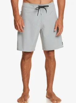 Mens Quiksilver Shorts & Amphibians|Surfsilk Kaimana 19