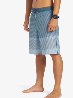 Mens Quiksilver Boardshorts|Surfsilk Massive 20
