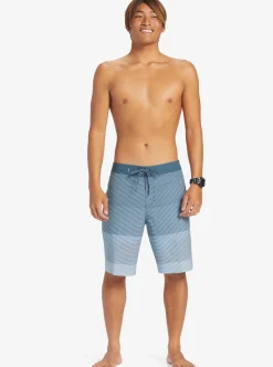 Mens Quiksilver Boardshorts|Surfsilk Massive 20
