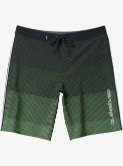 Mens Quiksilver Boardshorts|Surfsilk Massive 20" Boardshorts