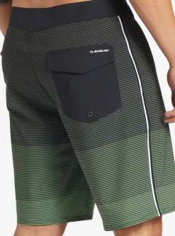 Mens Quiksilver Boardshorts|Surfsilk Massive 20