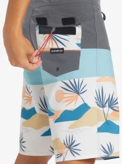 Mens Quiksilver Boardshorts|Surfsilk Panel 20