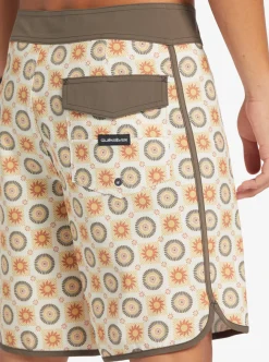 Mens Quiksilver Boardshorts|Surfsilk Scallop 19