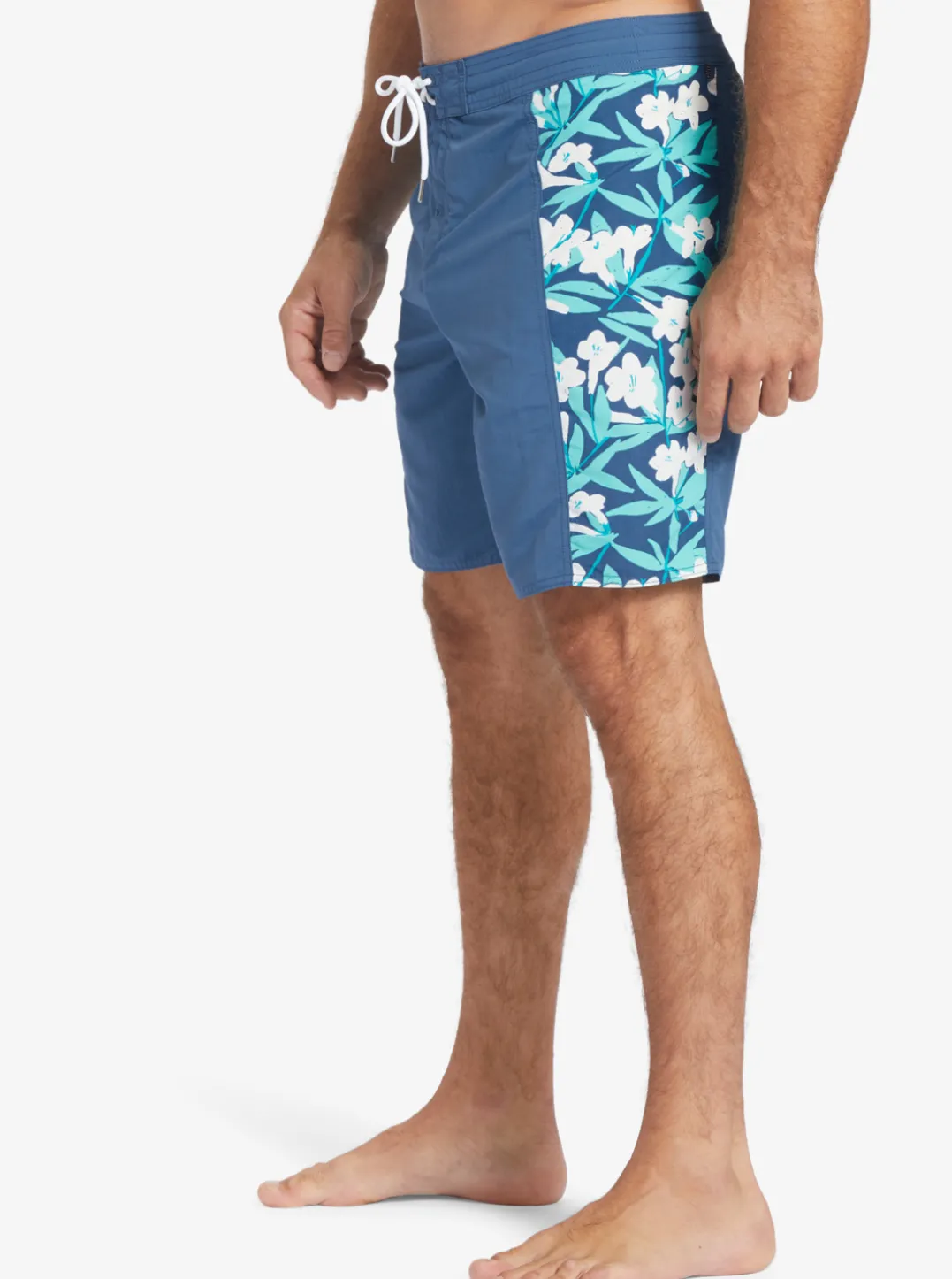 Mens Quiksilver Boardshorts|Waterman Cliffside Solid 19" Boardshorts